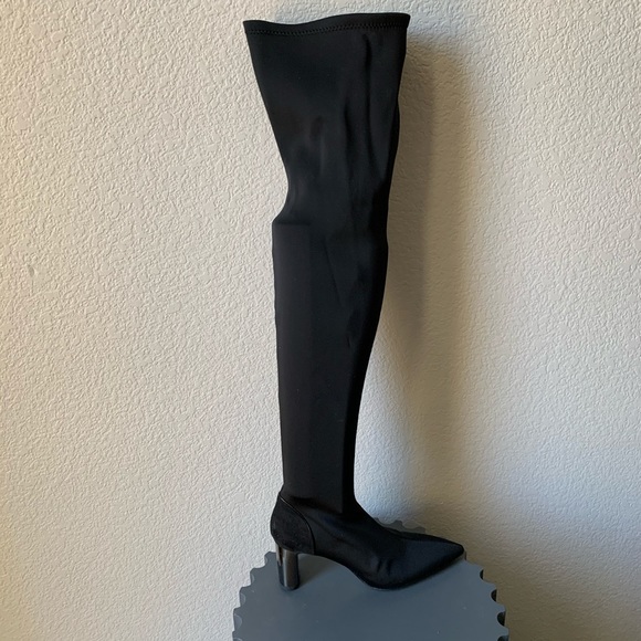 $52🔥Over the knee black stretch boots size 8.5 - Picture 3 of 6
